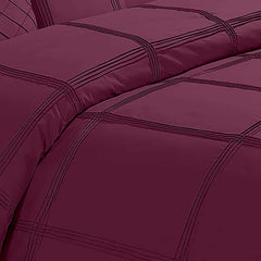 Box Pleated Duvet Set - Maroon