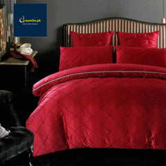 Cross Pleated Duvet - Red